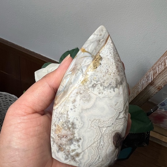 Mexican Crazy Lace Agate Extra Large Sphere, free form 2 pcs Bundle - Picture 8 of 10